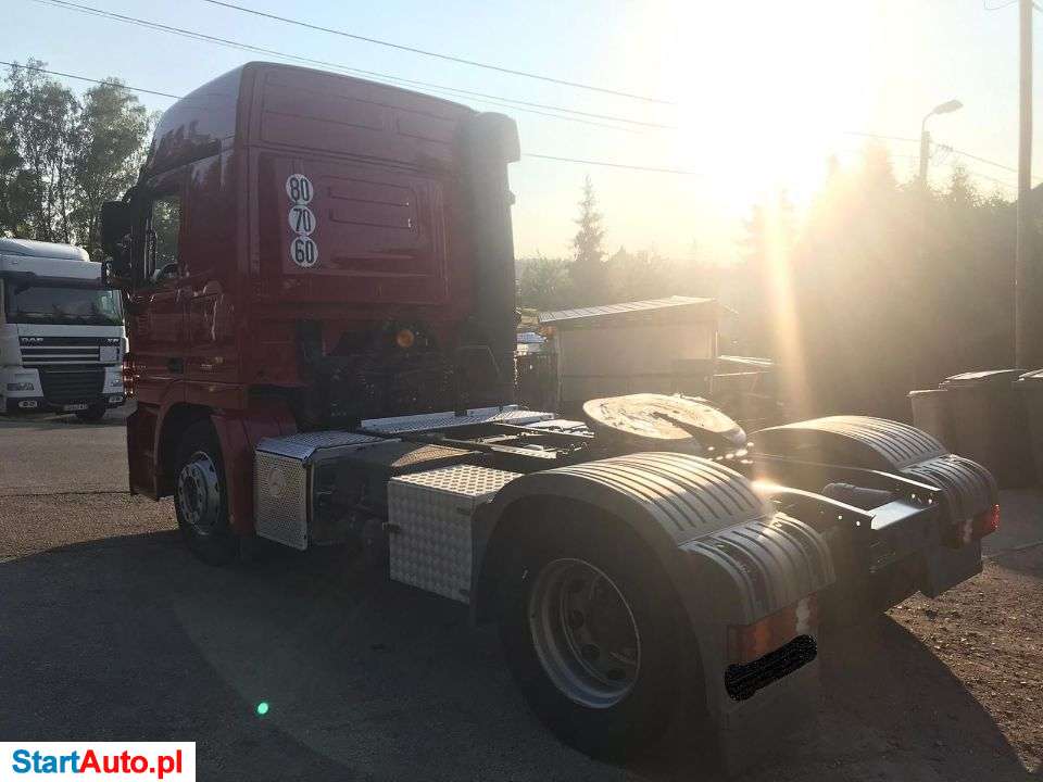 Mercedes-Benz Actros ADR