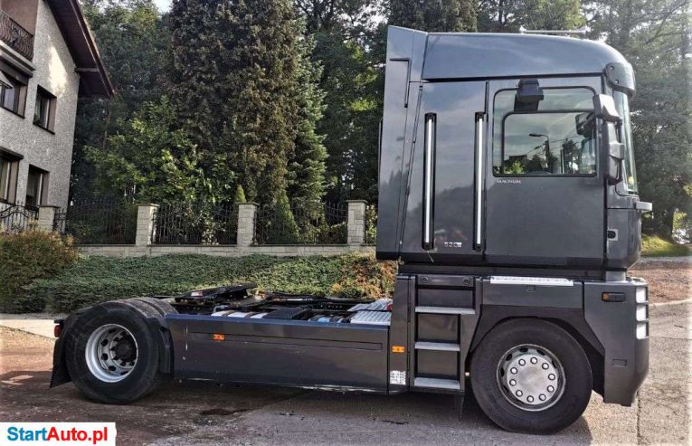 Renault Magnum