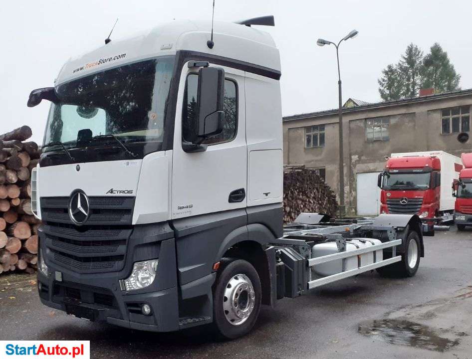 Mercedes-Benz ACTROS 1845L STREAMSPACE – EURO-6