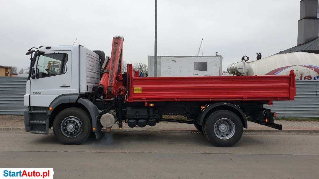 Mercedes-Benz AXOR 1823 HDS Żuraw Dźwig
