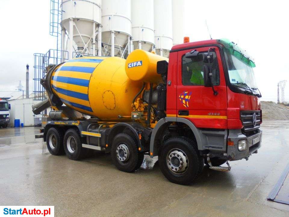 Mercedes-Benz ACTROS 41.44