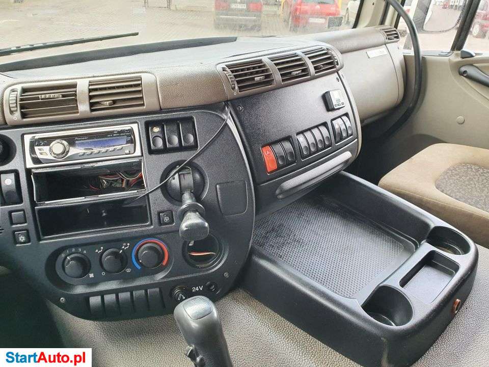 DAF CF 85.360 2007_MANUAL_STAN DOBRY