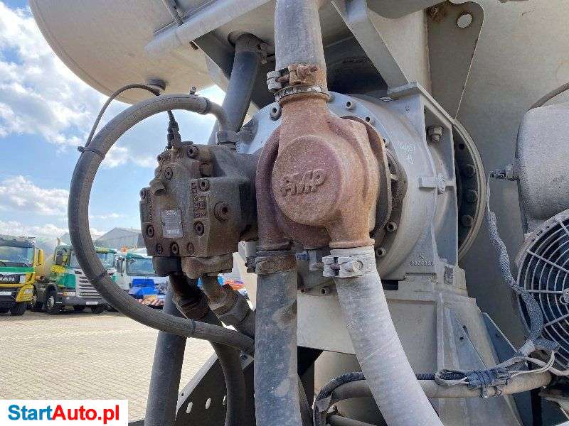 MAN TGS 35.440 8×4 EURO5 BETONOMIESZARKA LIEBHERR