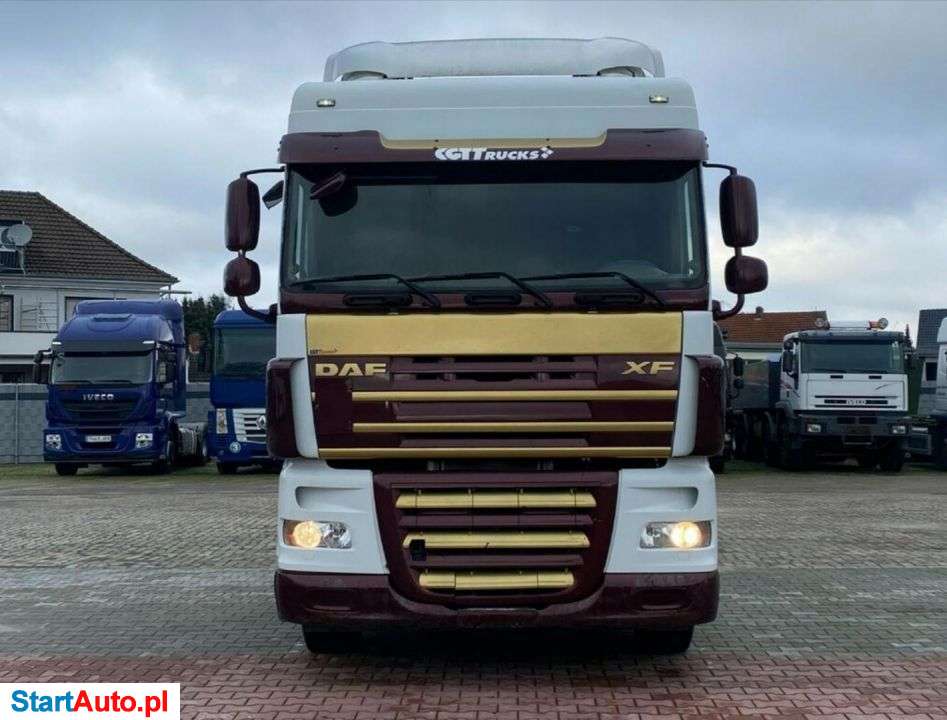 DAF XF 105.460 STANDARD / AUTOMAT / RETARDER / EURO 5 / 2X ZBIORNIK PALIWA / ORYGINALNY PRZEBIEG / SPROWADZONY Z HOLANDII / OPONY 315/70 / STAN BARDZO DOBRY / SPACE CAB SC / HALOGENY DACHOWE / SPOJLERY KABINOWE I MIĘDZYOSIOWE /