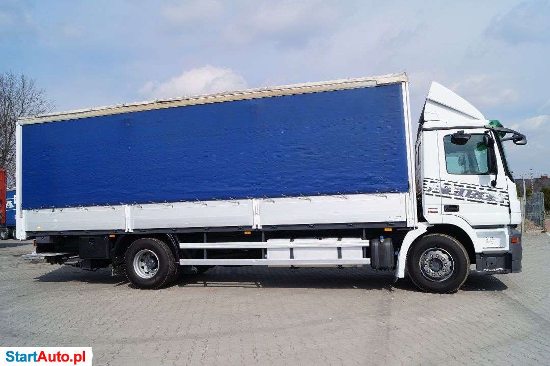 Mercedes-Benz Actros 1832