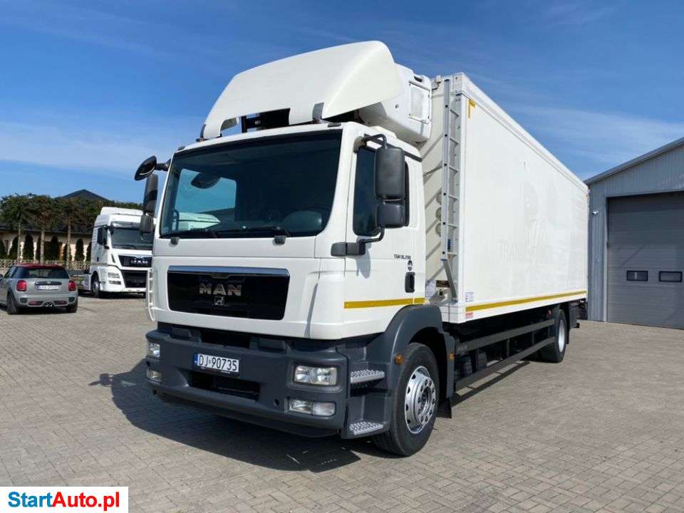 MAN TGM 18.290 CHŁODNIA 7.70m WINDA CHOWANA