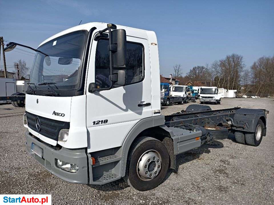 Mercedes-Benz Atego 1218 N Rama Do Zabudowy 700cm, Podwozie