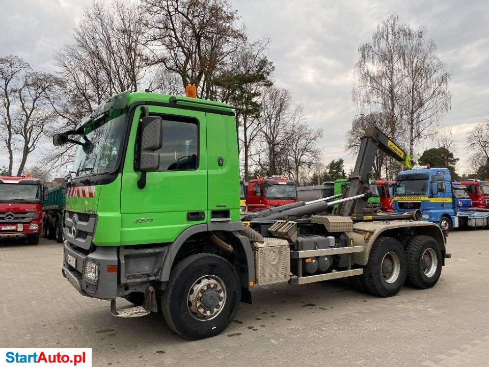 Mercedes-Benz Actros 3341 6×6 Hakowiec