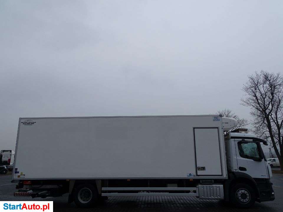 Mercedes-Benz ANTOS / 1824 / CHLODNIA – 8,65 M / THERMO KING T800 R / WINDA / MAŁY PRZEBIEG /