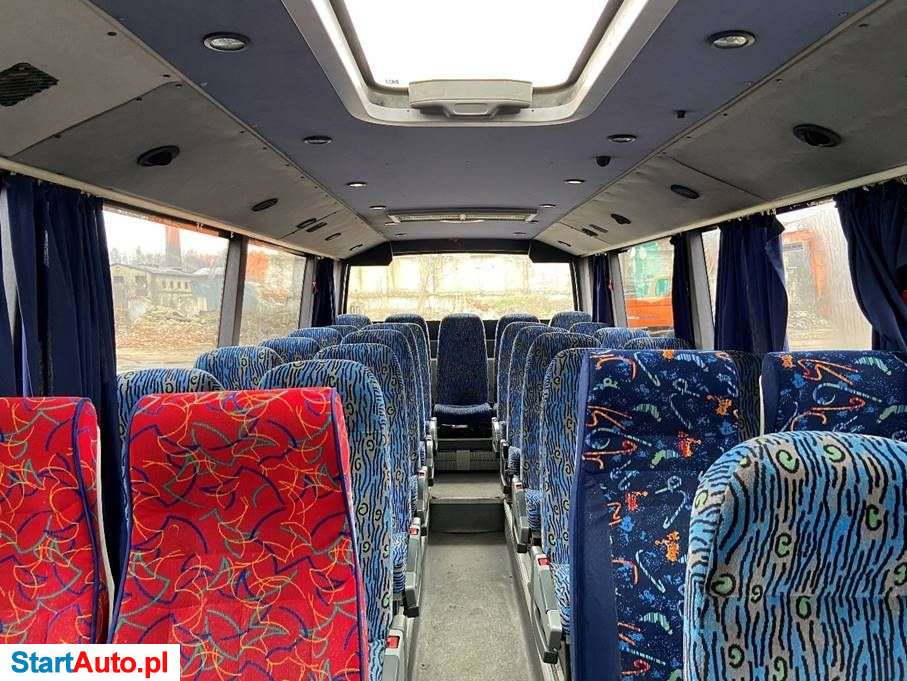 Mercedes-Benz MEDIO 815