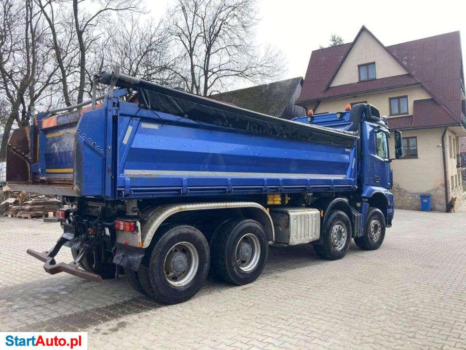 Mercedes-Benz Arocs 3251