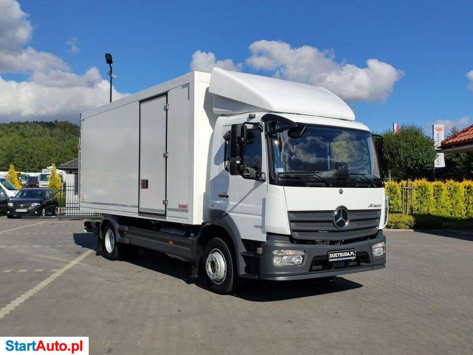 Mercedes-Benz ATEGO 1221