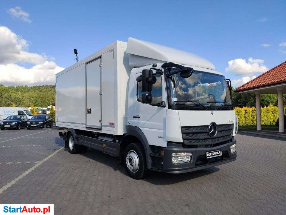 Mercedes-Benz ATEGO 1221