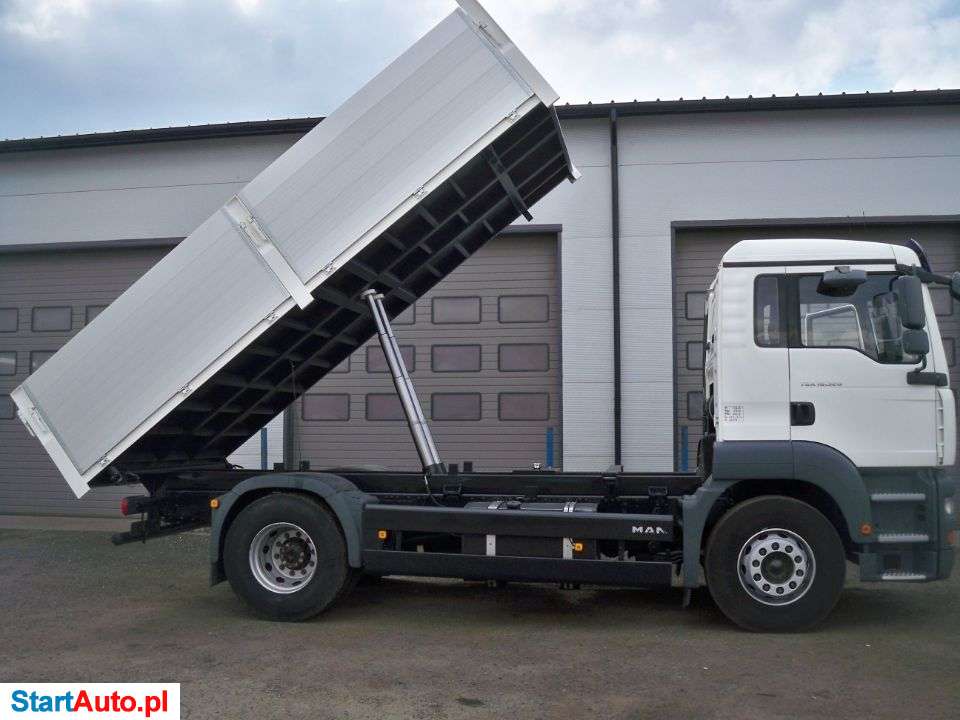 Mercedes-Benz WYWROTKA NOWA ZABUDOWA