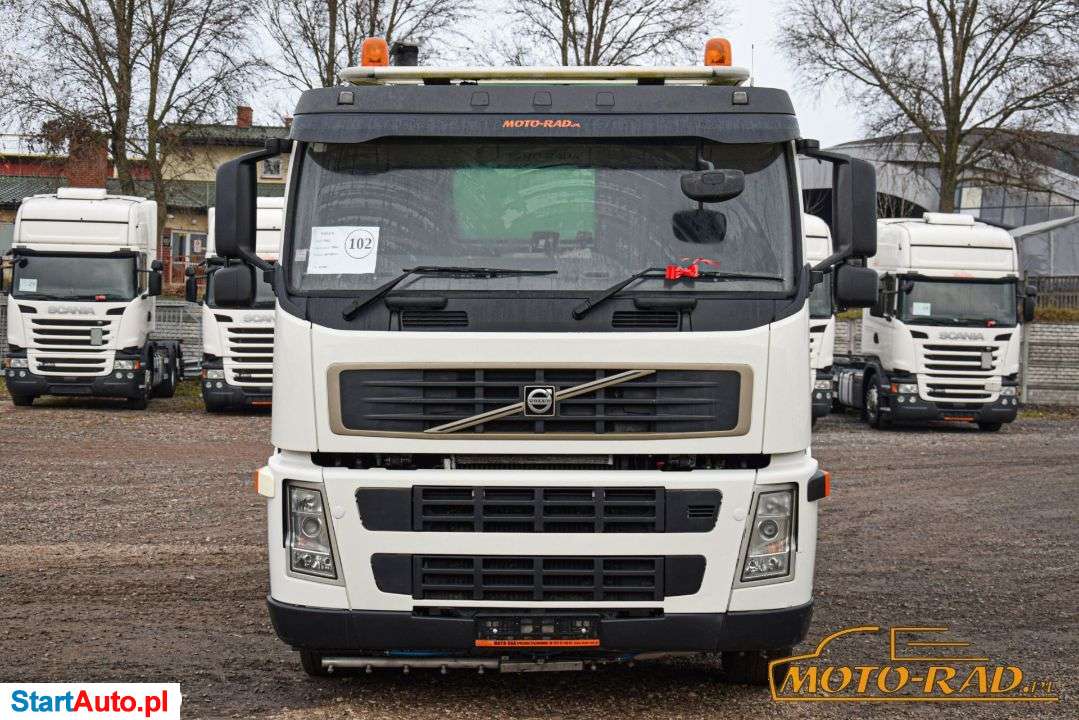 Volvo FM / ZAMIATARKA DROGOWA – ULICZNA / ZABUDOWA EUROVOIRIE / SZCZOTKI L/R / ZRASZACZ / ODKURZACZ / KLIMA / ZADBANA /