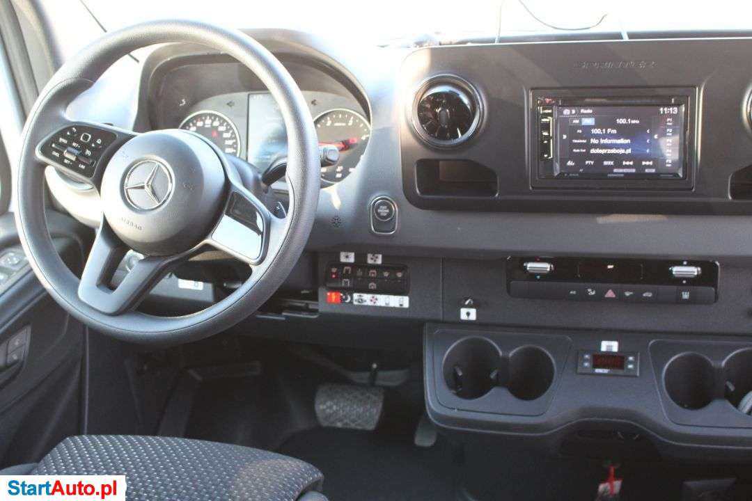 Mercedes-Benz Sprinter 519