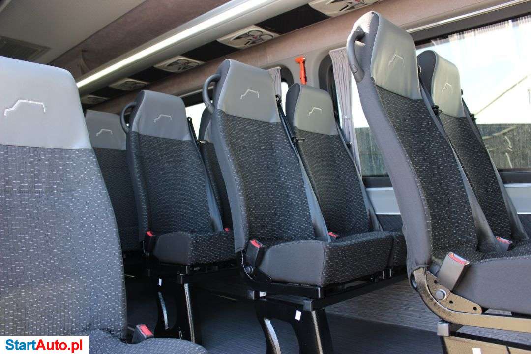 Mercedes-Benz Sprinter 519