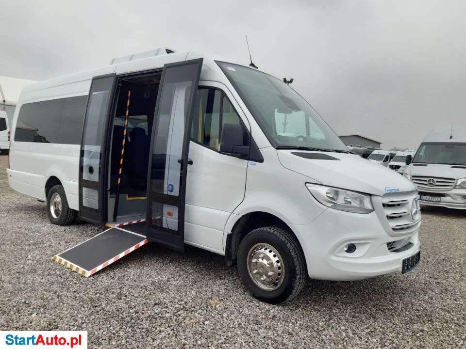 Mercedes-Benz Sprinter 519