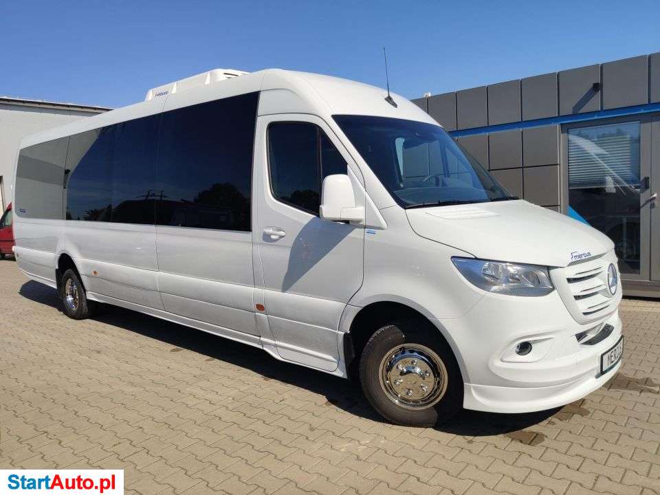 Mercedes-Benz Sprinter 519