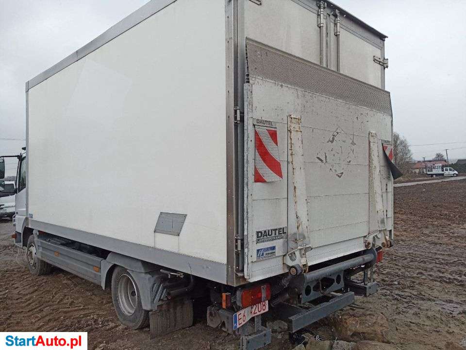 Mercedes-Benz ATEGO 818 L