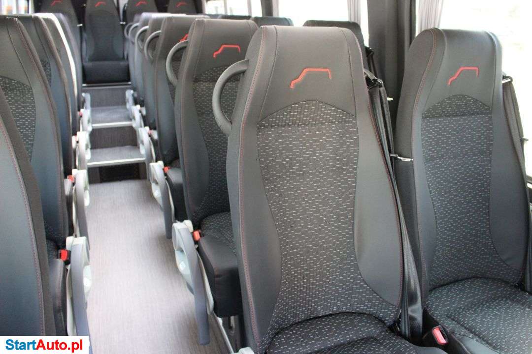 Mercedes-Benz Sprinter 519