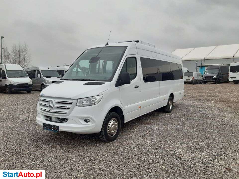 Mercedes-Benz Sprinter 519