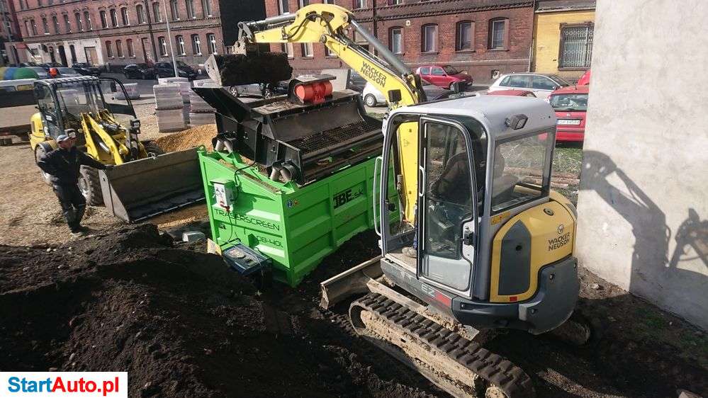 Mobilny Przesiewacz wibracyjny, ziemia, kruszywa, trociny ,susz, wynaj