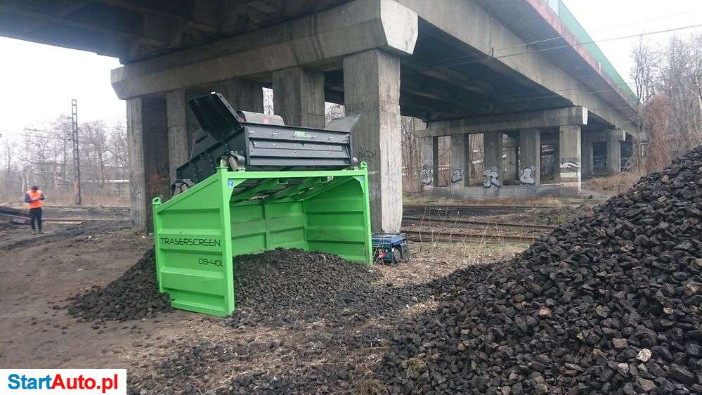 Mobilny Przesiewacz wibracyjny, ziemia, kruszywa, trociny ,susz, wynaj