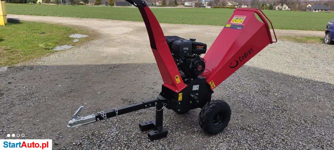 Wynajem rębak , rozdrabniacz do gałęzi spalinowy