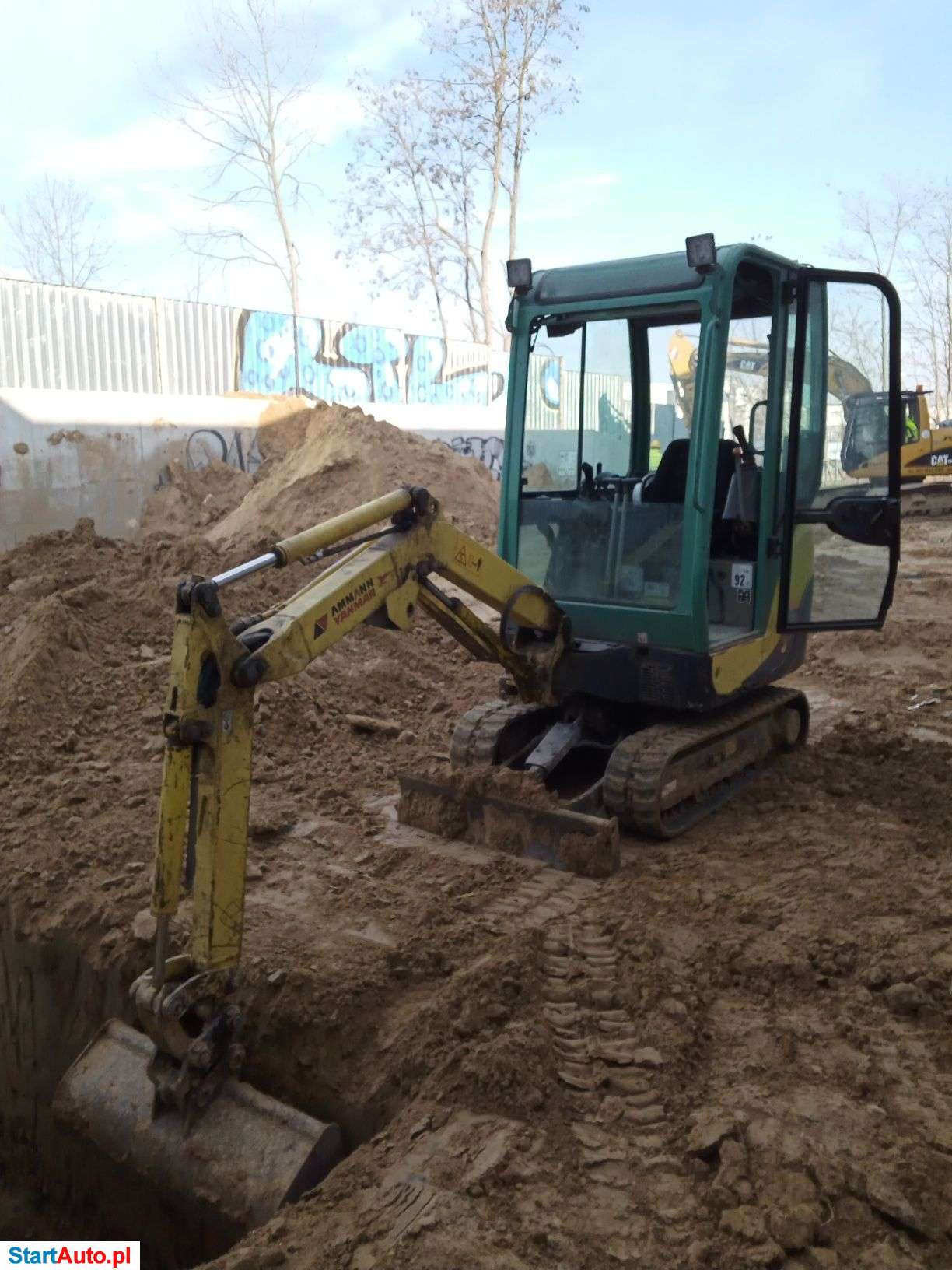 Usługi Minikoparka WYNAJEM Przeciski KRETEM Wbijanie rur PRACE ZIEMNE