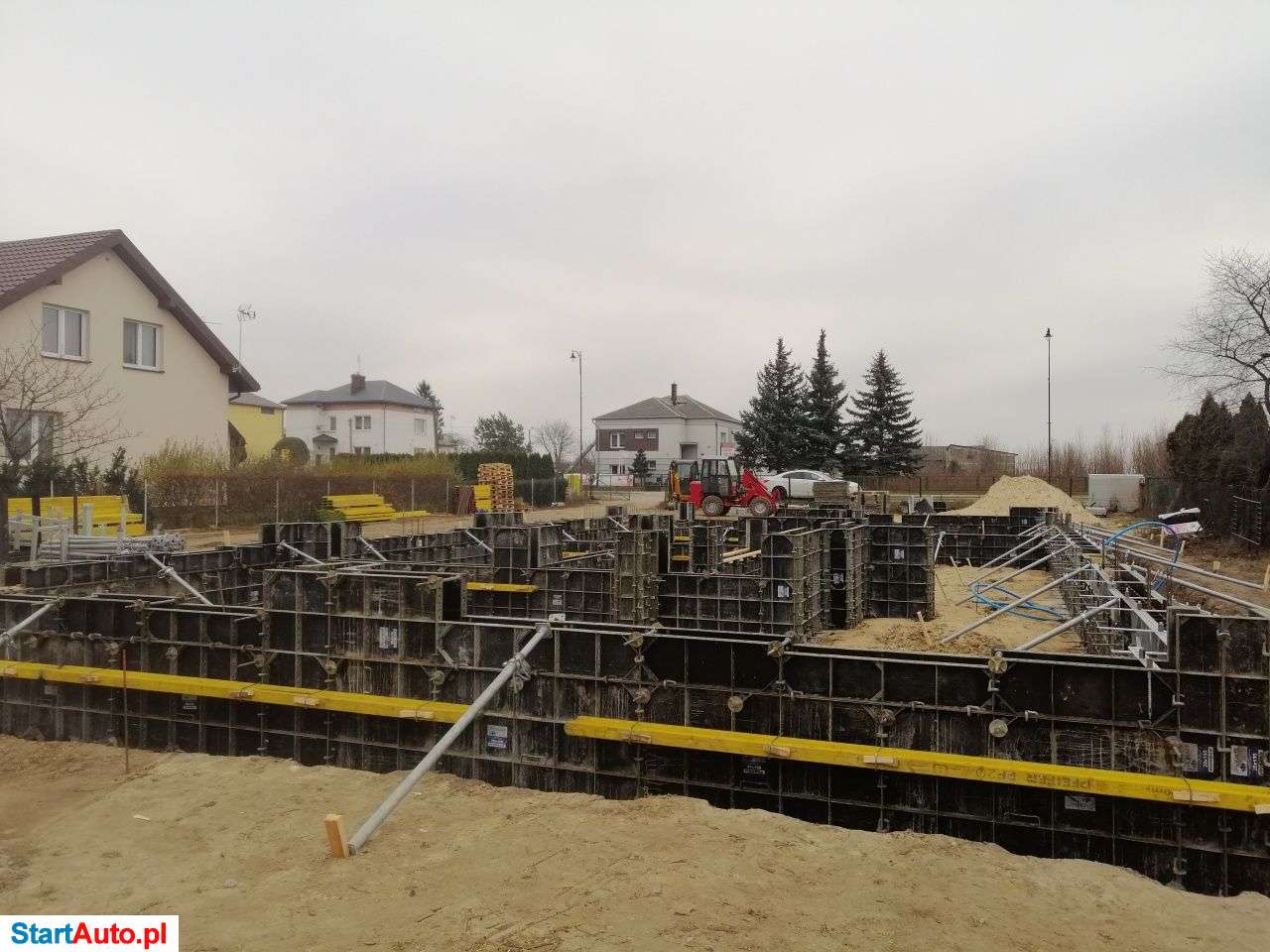 Wypożyczalnia Szalunki Ścienne Szalunków Stropowe Stemple Budowlane