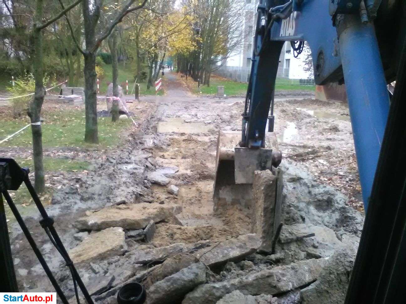 Wynajem koparkę obrotową