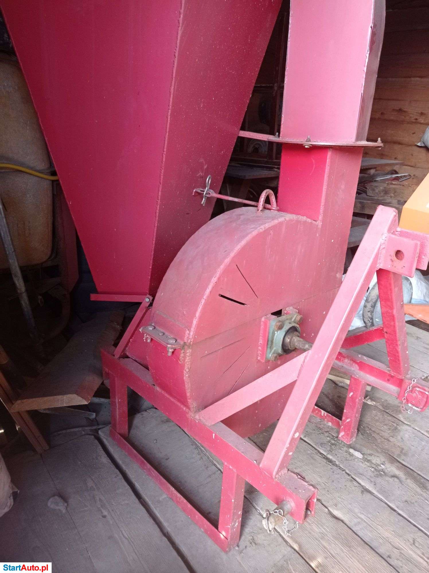 Wynajem, wypożyczenie rębaka do gałęzi bx62