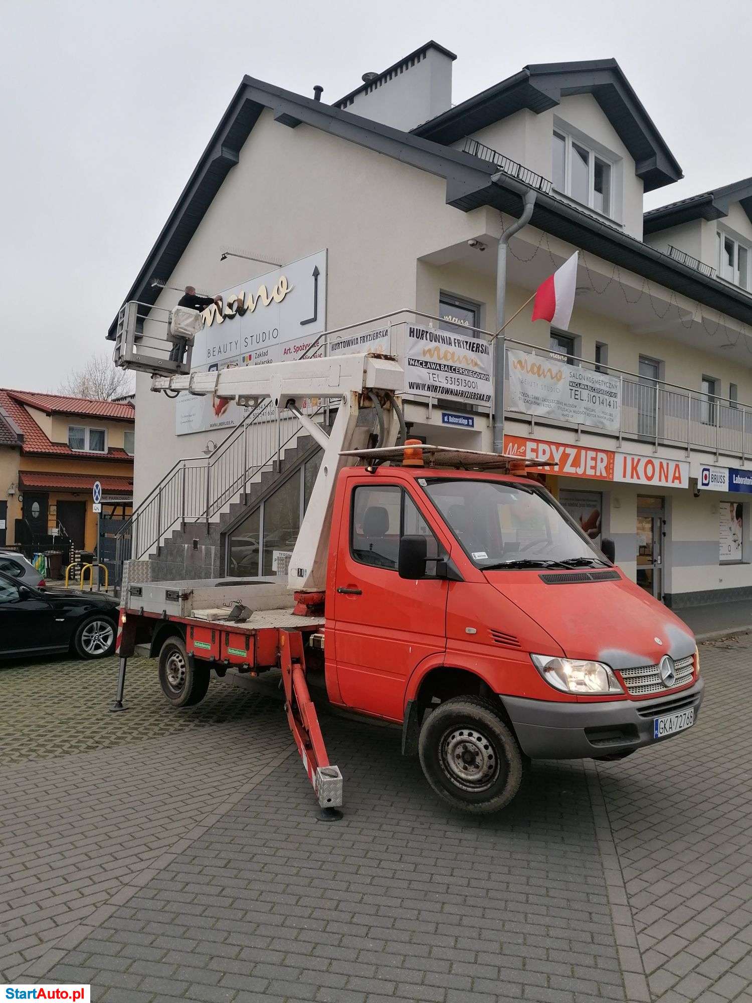 Podnośnik koszowy 20 metrów Wynajem Banino