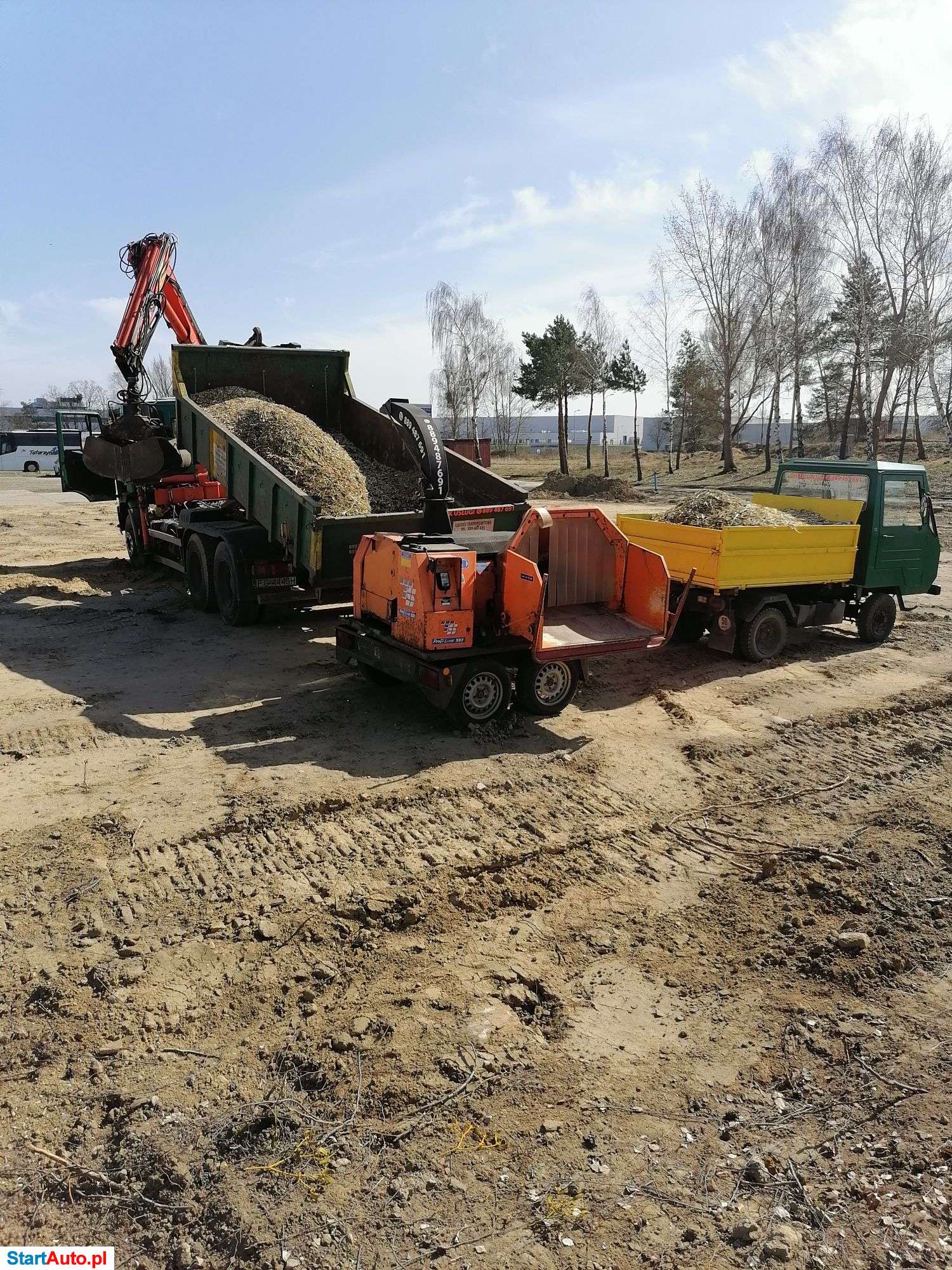 Wynajem rębaka do gałęzi wraz z operatoem. Wycinki drzew