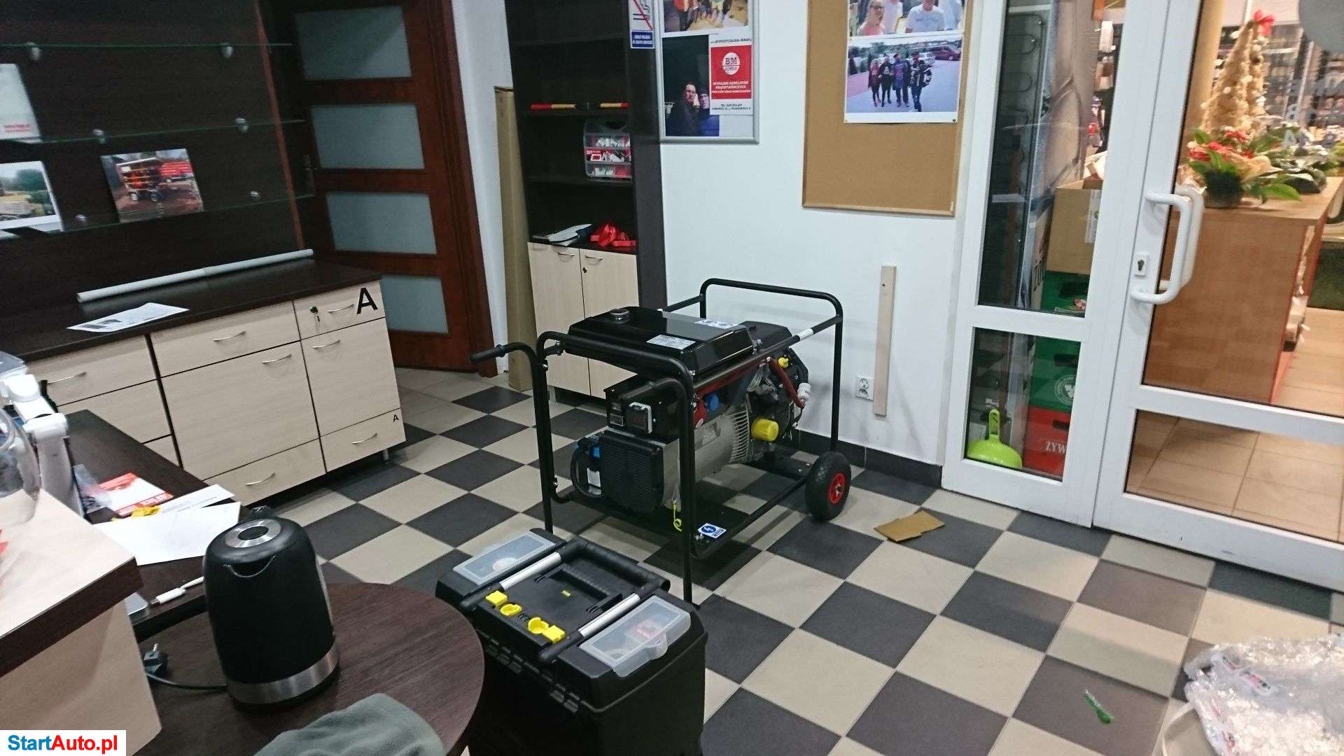 Sprzedaż wynajem agregatów prądotwórczych service