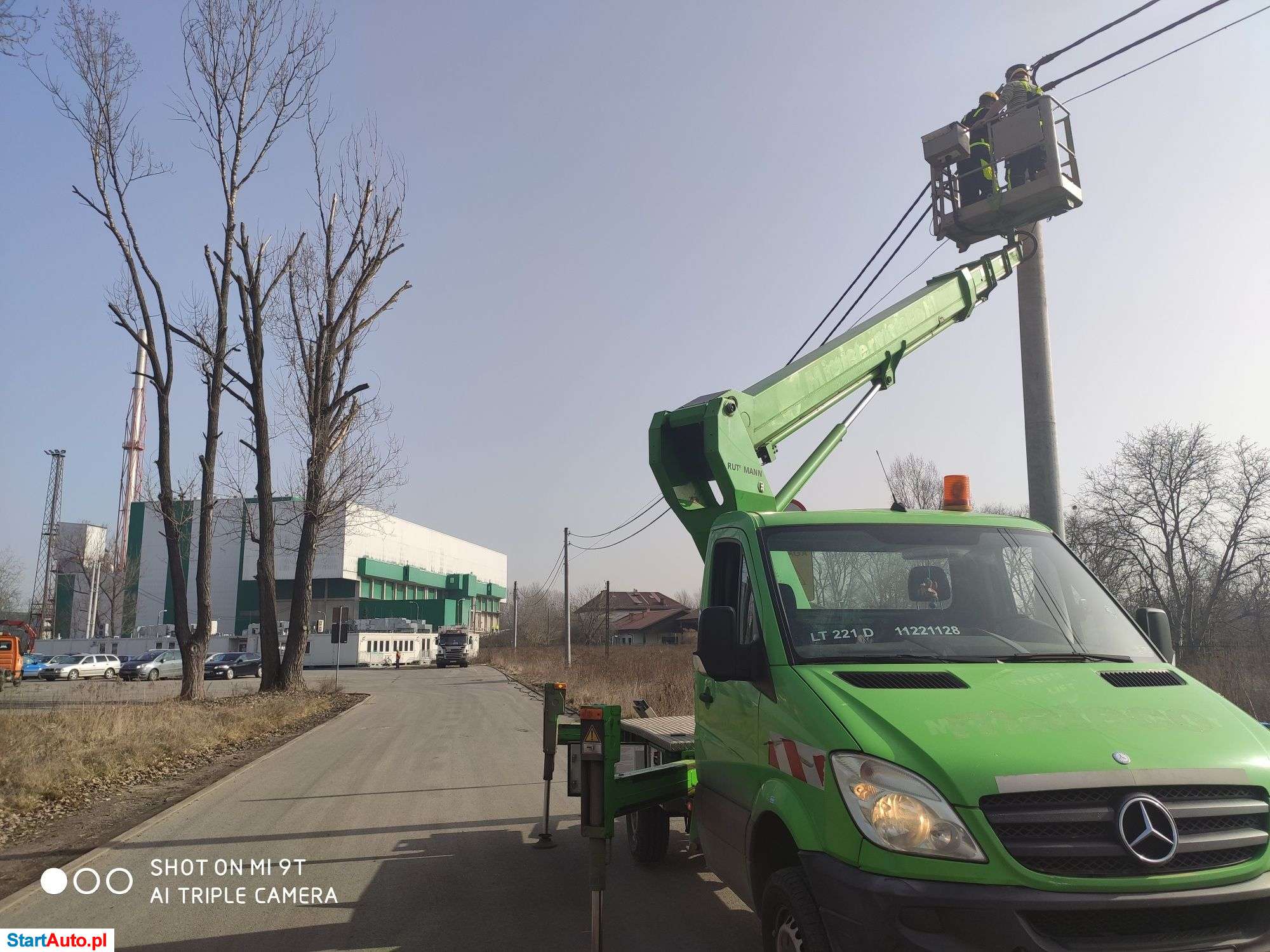 Wynajem podnośnika koszowego, zwyżki 20-27 metrów, wycinka drzew