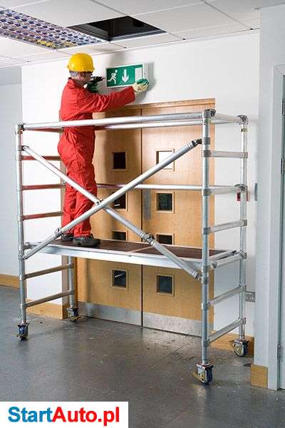 Wynajem rusztowań Warszawa – minimum formalności, szybka dostawa