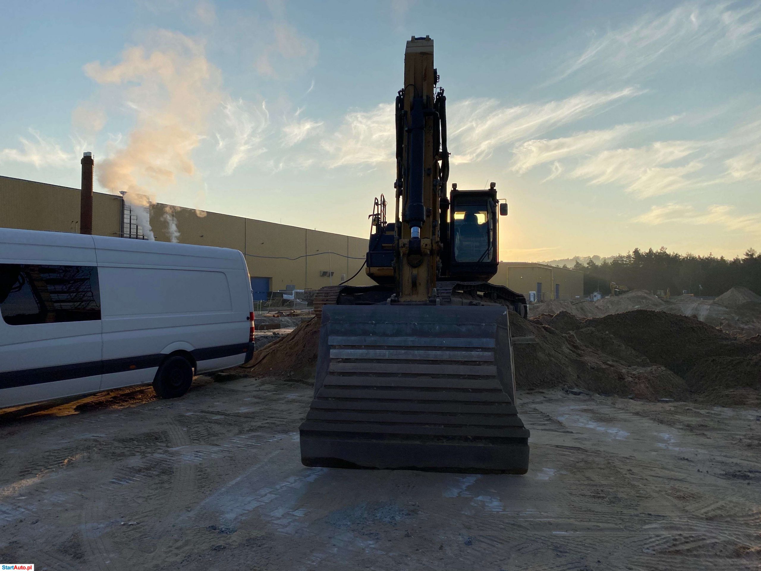 Koparka gąsienicowa Wynajem usluga kopanie