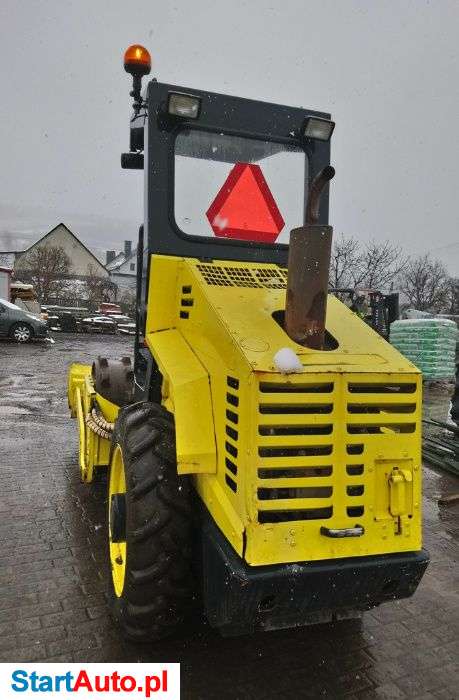 Wypożyczę wynajmę walec BOMAG BW 124 PDH-3 – okołkowany