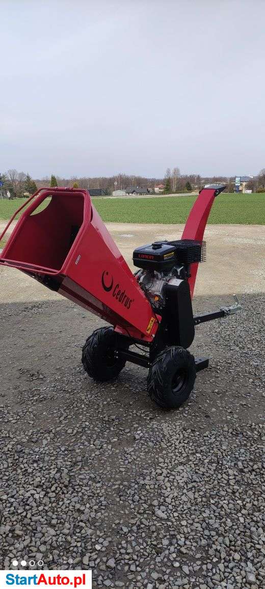 Wynajem rębak , rozdrabniacz do gałęzi spalinowy