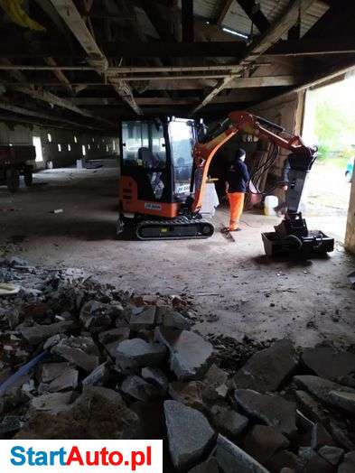 Minikoparki Hitachi Bydgoszcz, prace ziemne, kucie betonu, wynajem
