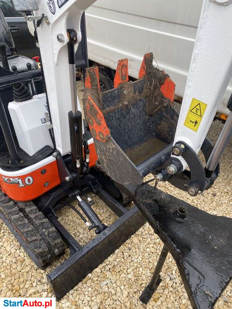 Wynajem, wypożyczalnia minikoparki, koparki minikoparka wiertnica