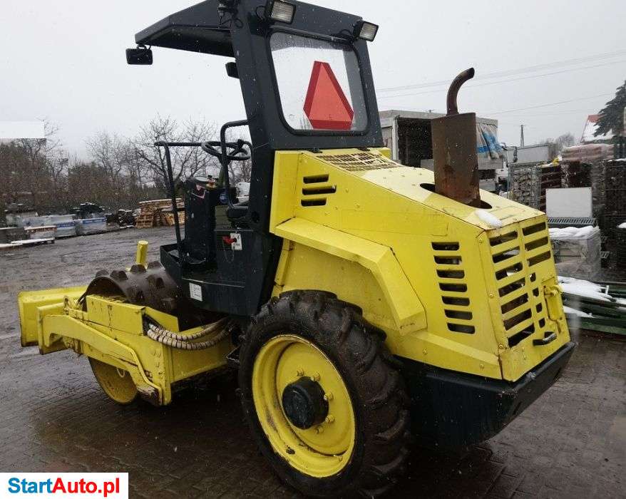 Wypożyczę wynajmę walec BOMAG BW 124 PDH-3 – okołkowany