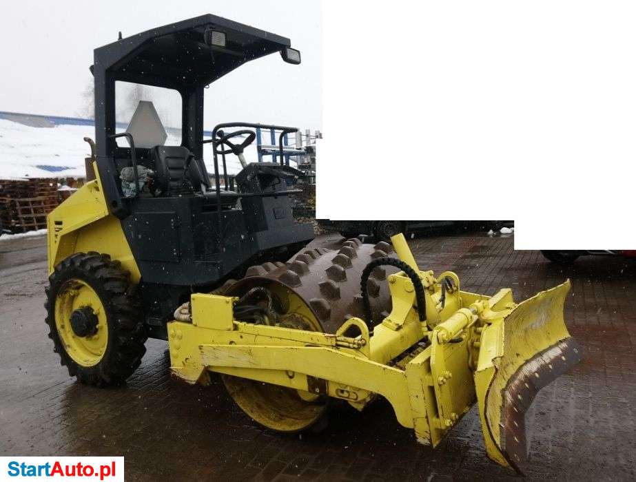 Wypożyczę wynajmę walec BOMAG BW 124 PDH-3 – okołkowany