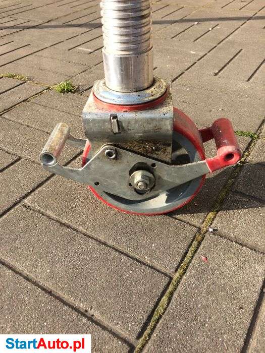 Wynajem rusztowania aluminiowego jezdnego