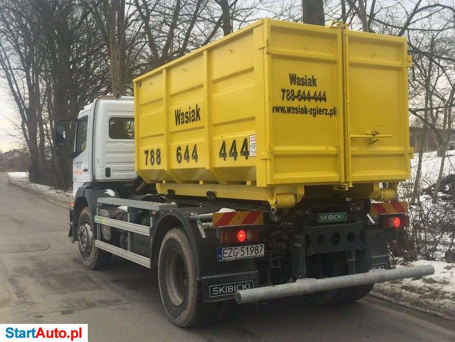 Wynajem kontenerów na gruz i odpady pobudowlane