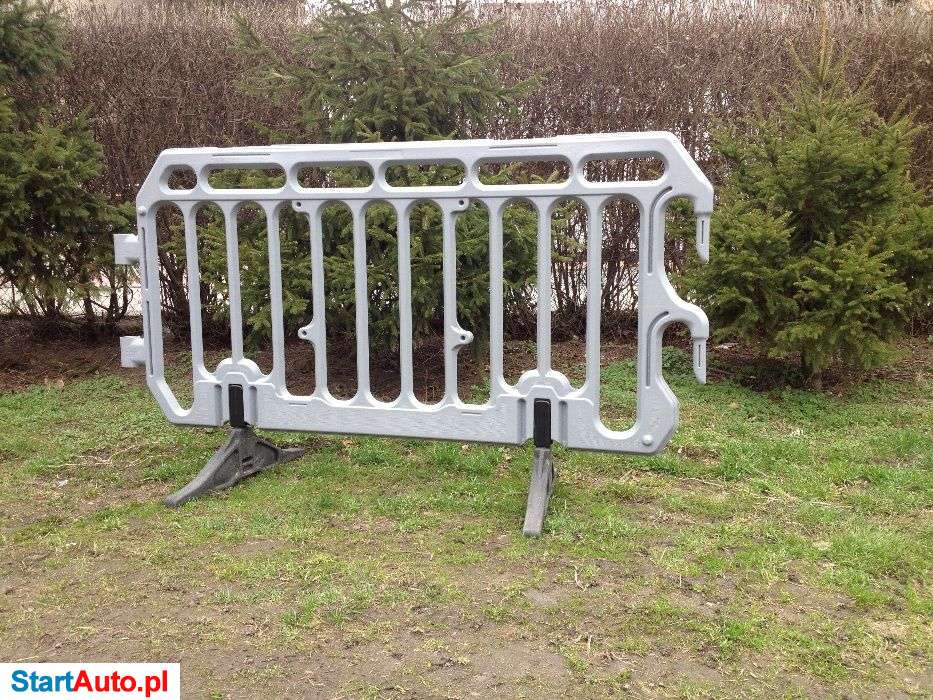 Wynajem barierki lekkiej PVC – budowa /eventy