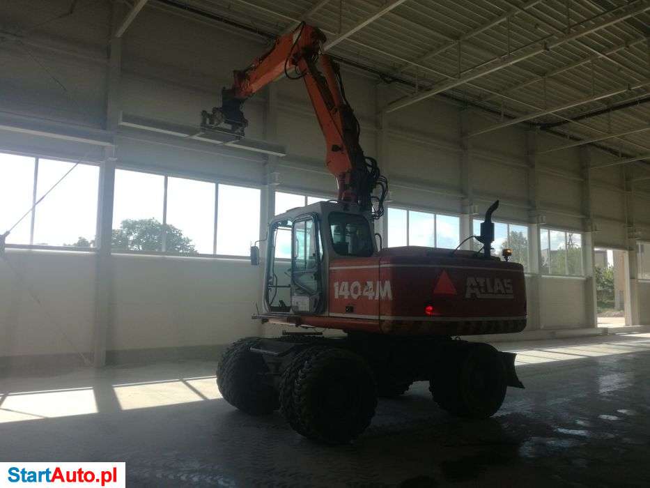 Uslugi wynajem koparka wykopy prace ziemne transport niskopdwoziem.