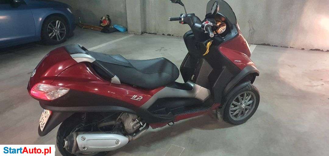 Piaggio MP-3 – Warszawa – Mazowieckie